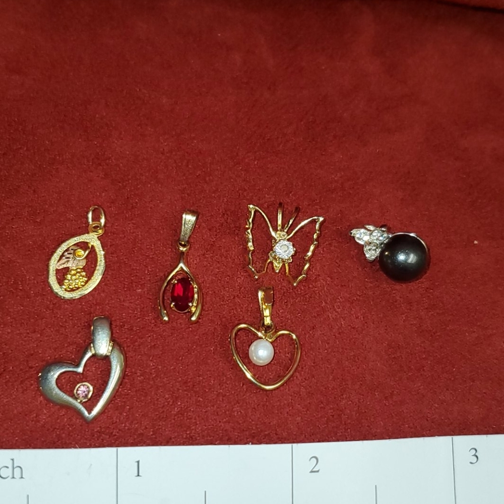 Neckless Pendant Palooza!